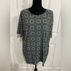 LuLaRoe XS Gray and Cream Irma